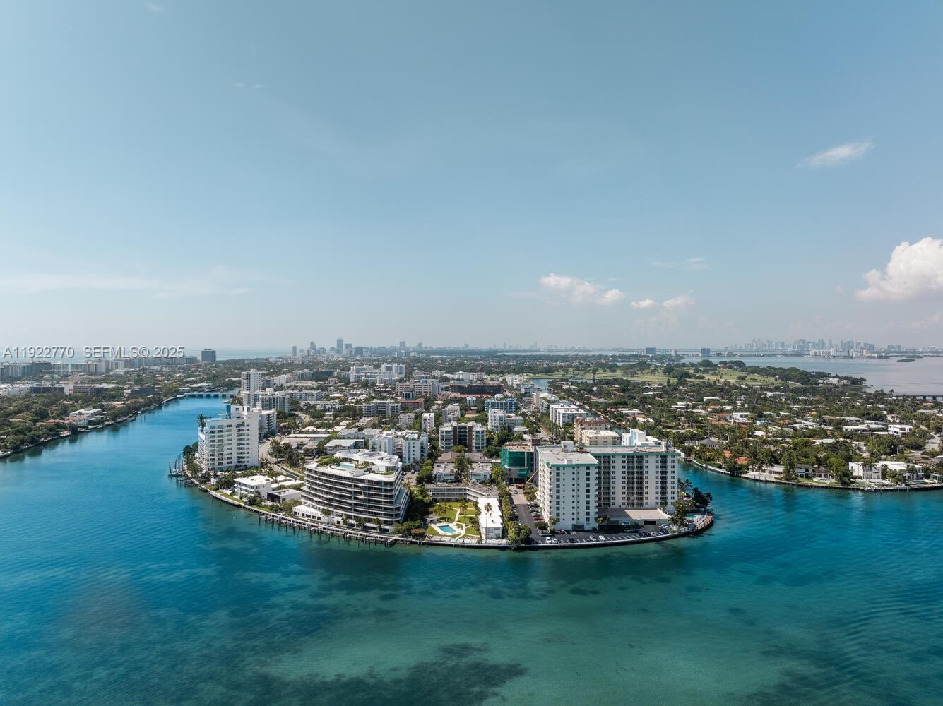 ISLAND POINTE CONDO - Residential