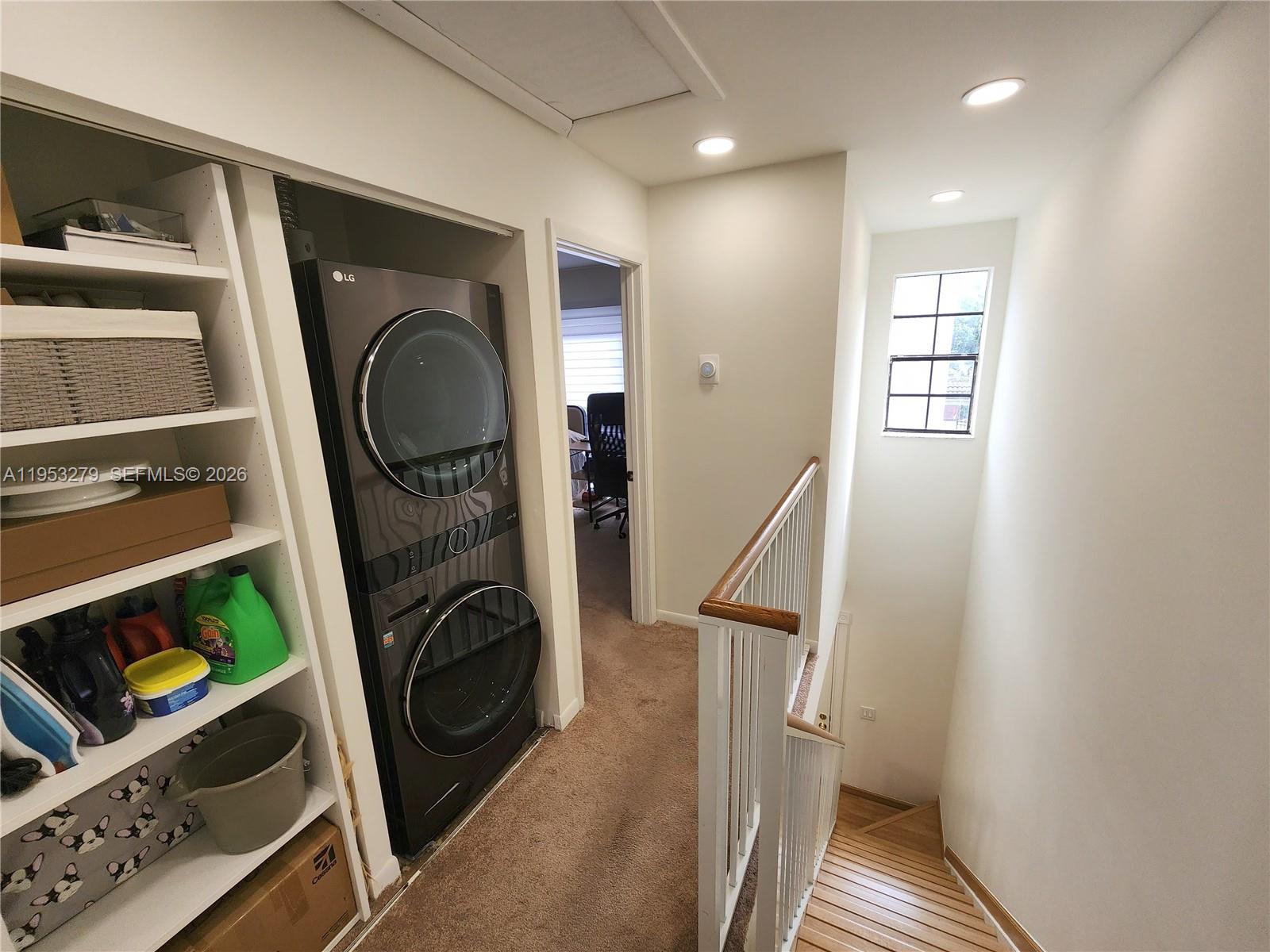 PEMBROKE LAKES SECTION EI - Residential