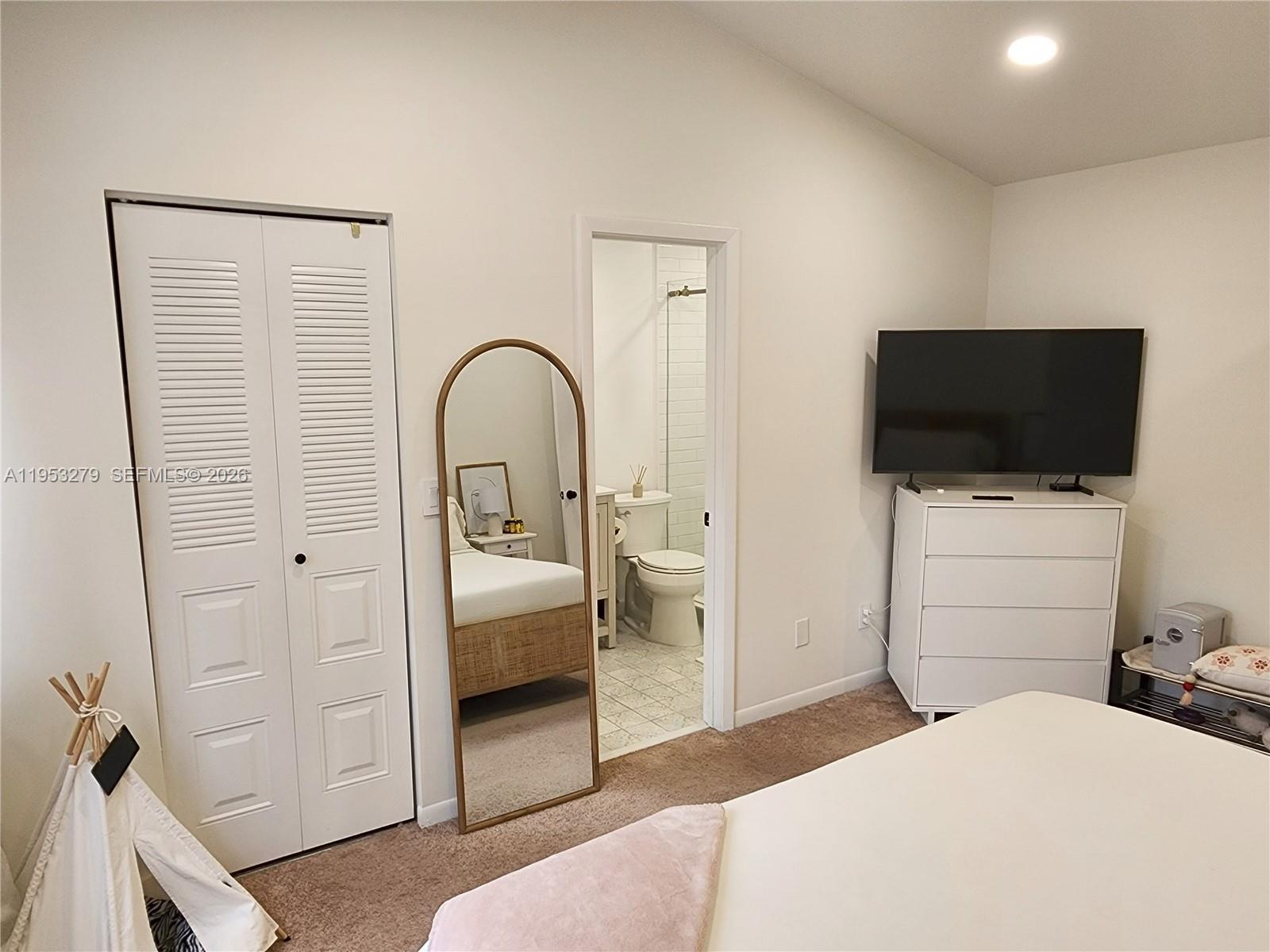 PEMBROKE LAKES SECTION EI - Residential