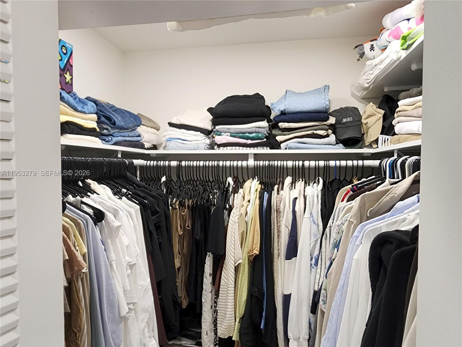 PEMBROKE LAKES SECTION EI - Residential