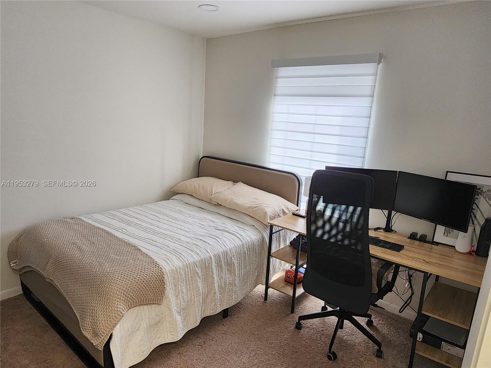 PEMBROKE LAKES SECTION EI - Residential