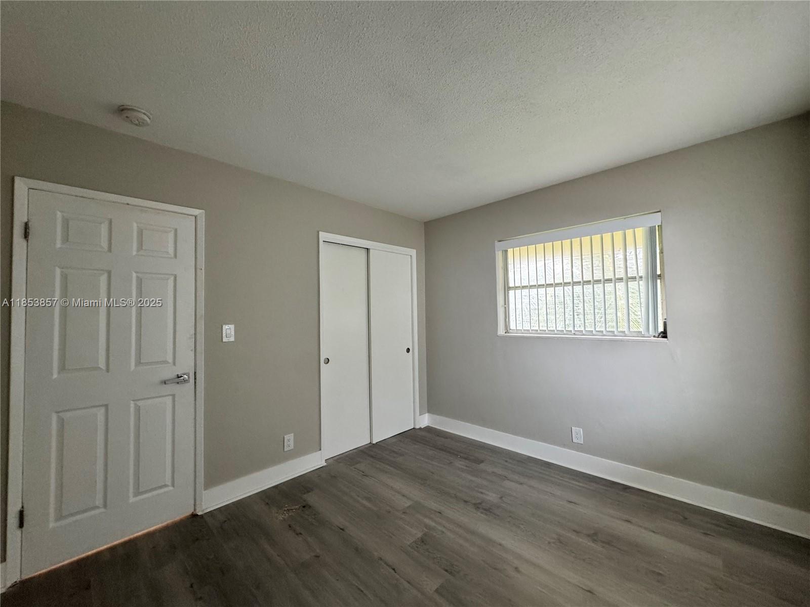 CORAL RIDGE COUNTRY CLUB - Residential Lease