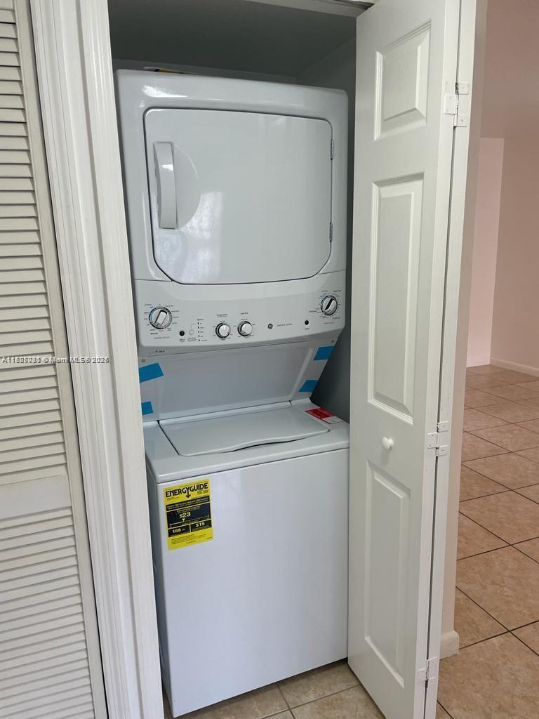 VENETIA GARDENS SOUTH CON - Residential