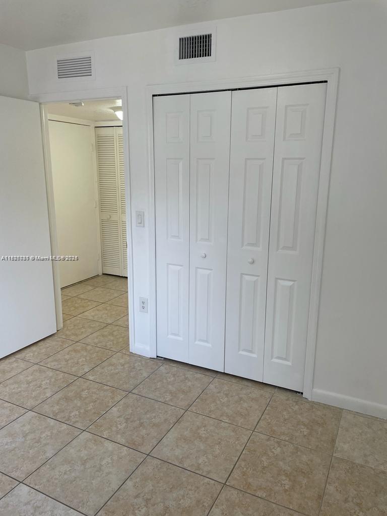 VENETIA GARDENS SOUTH CON - Residential