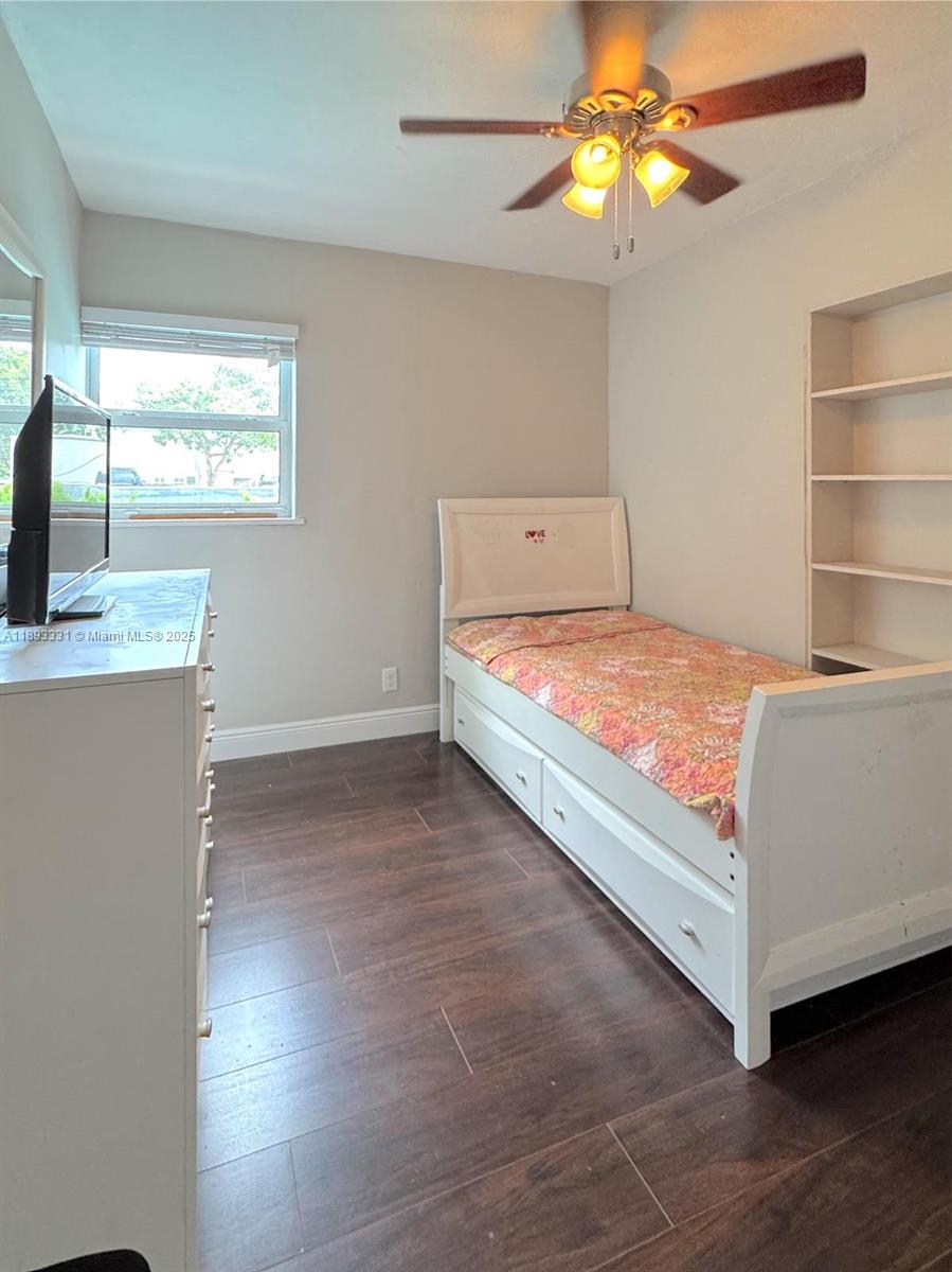 DEERFIELD BEACH ESTATES - Residential Lease