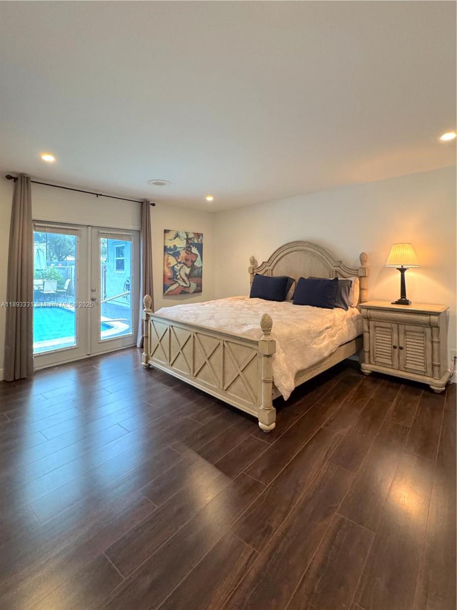 DEERFIELD BEACH ESTATES - Residential Lease