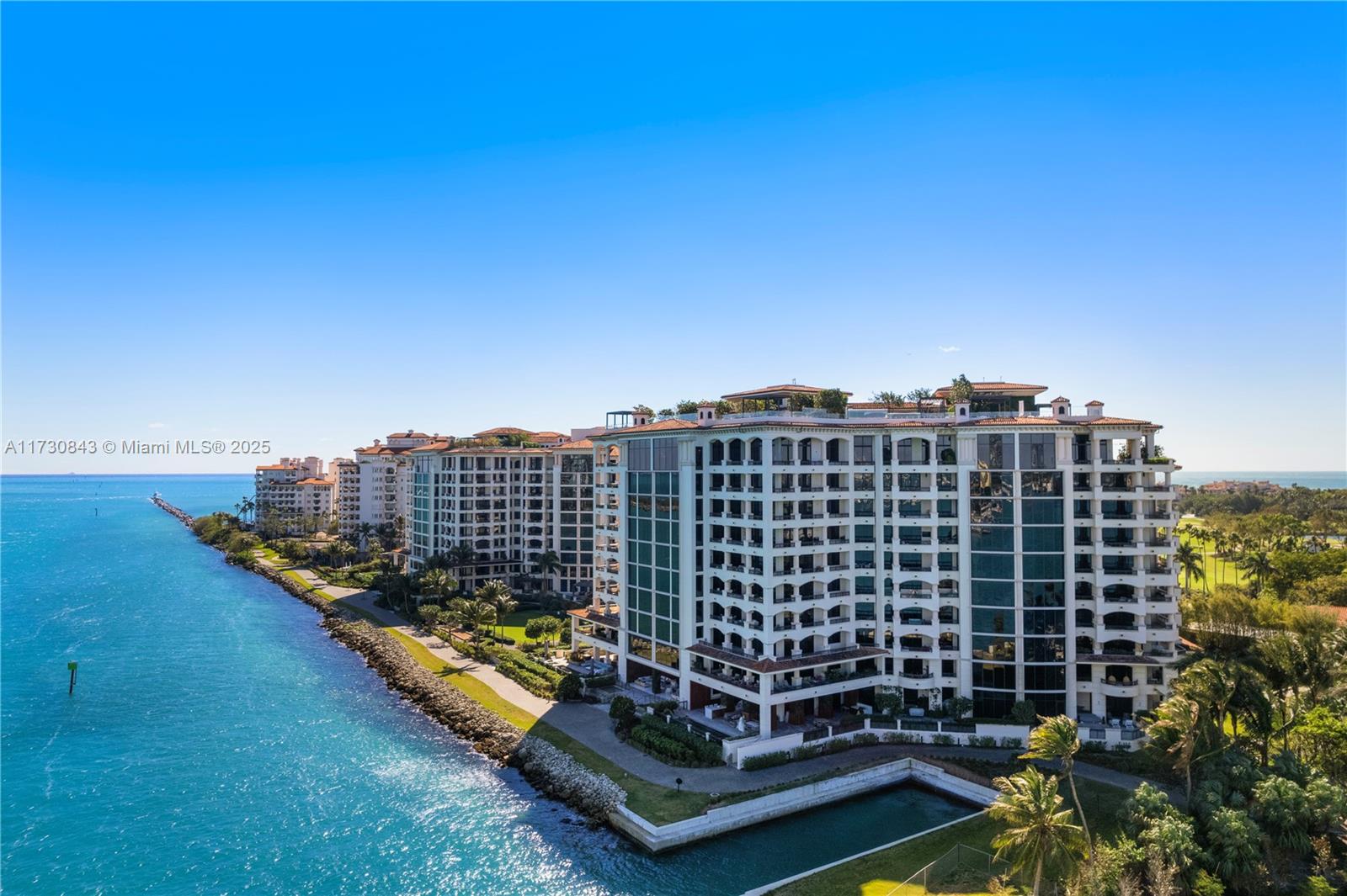 FISHER ISLAND - Residential