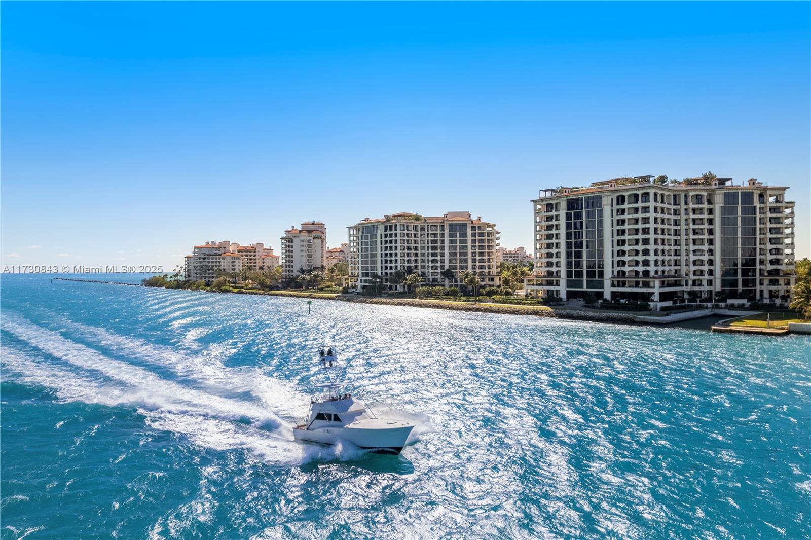 FISHER ISLAND - Residential