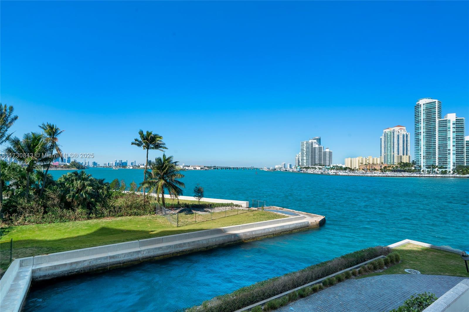 FISHER ISLAND - Residential
