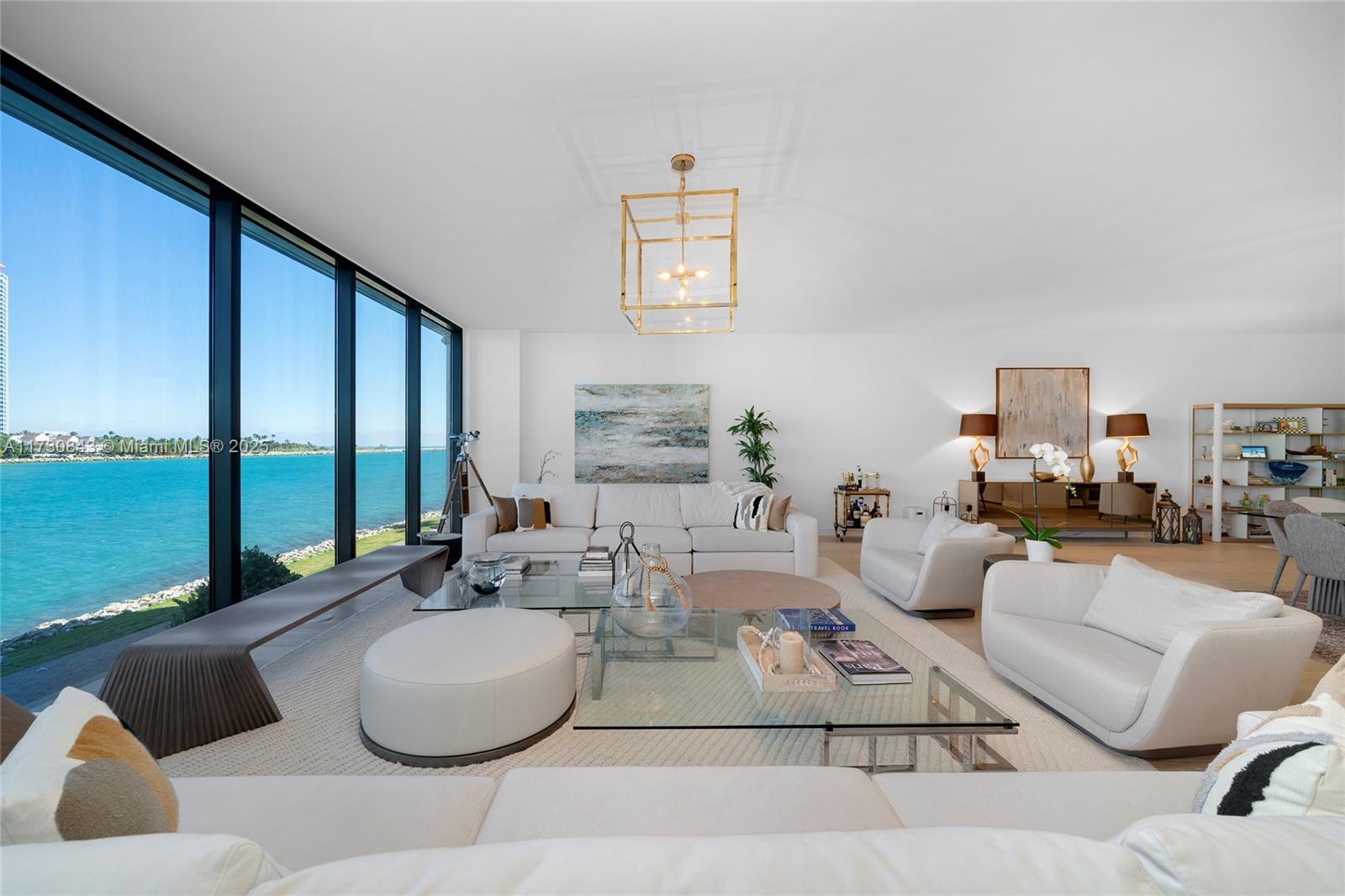 FISHER ISLAND - Residential