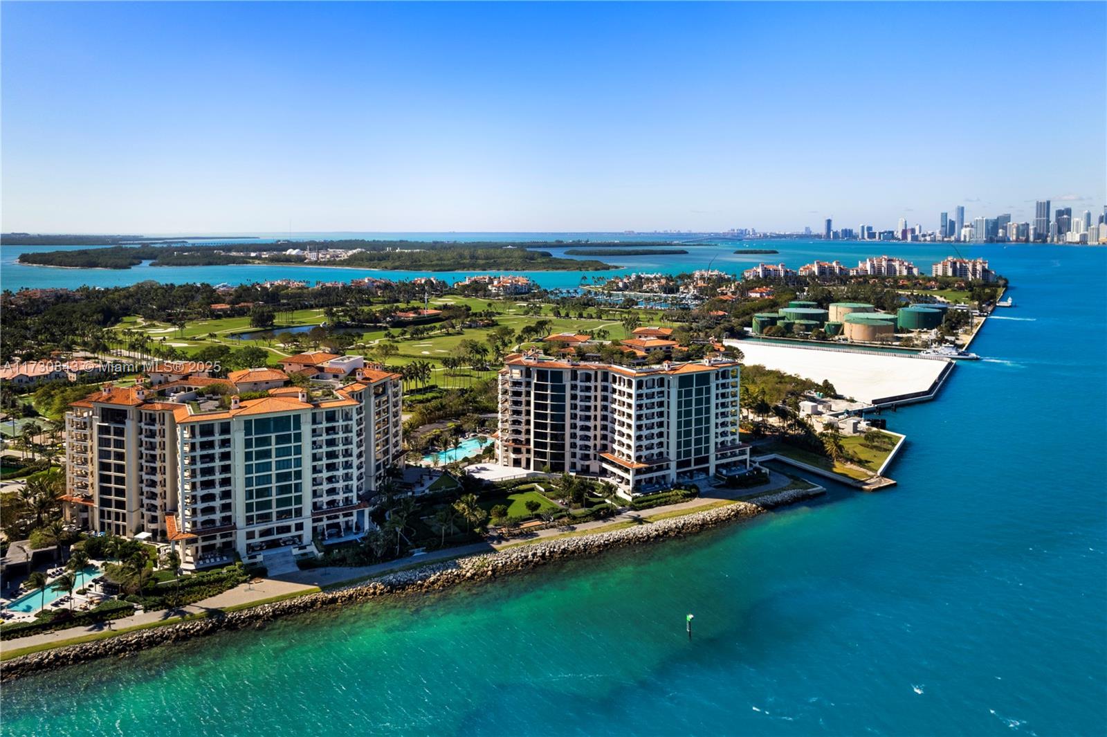 FISHER ISLAND - Residential