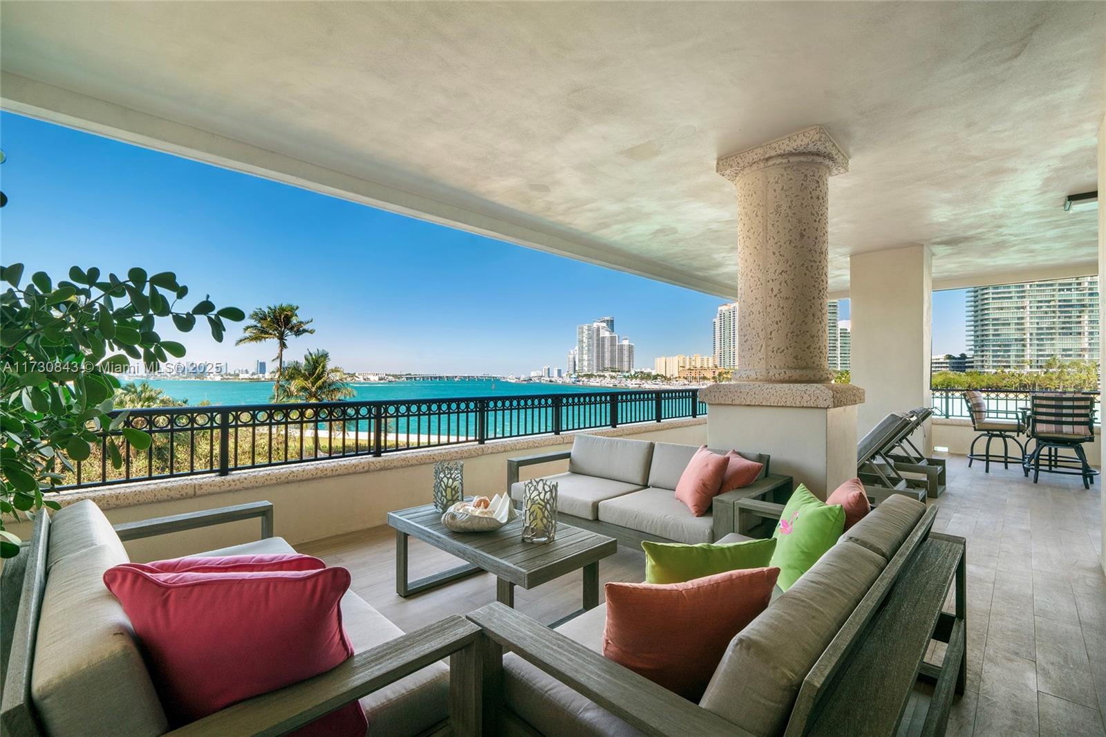 FISHER ISLAND - Residential
