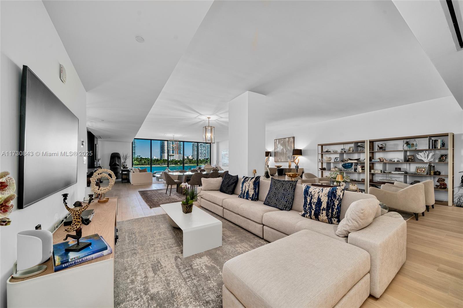 FISHER ISLAND - Residential