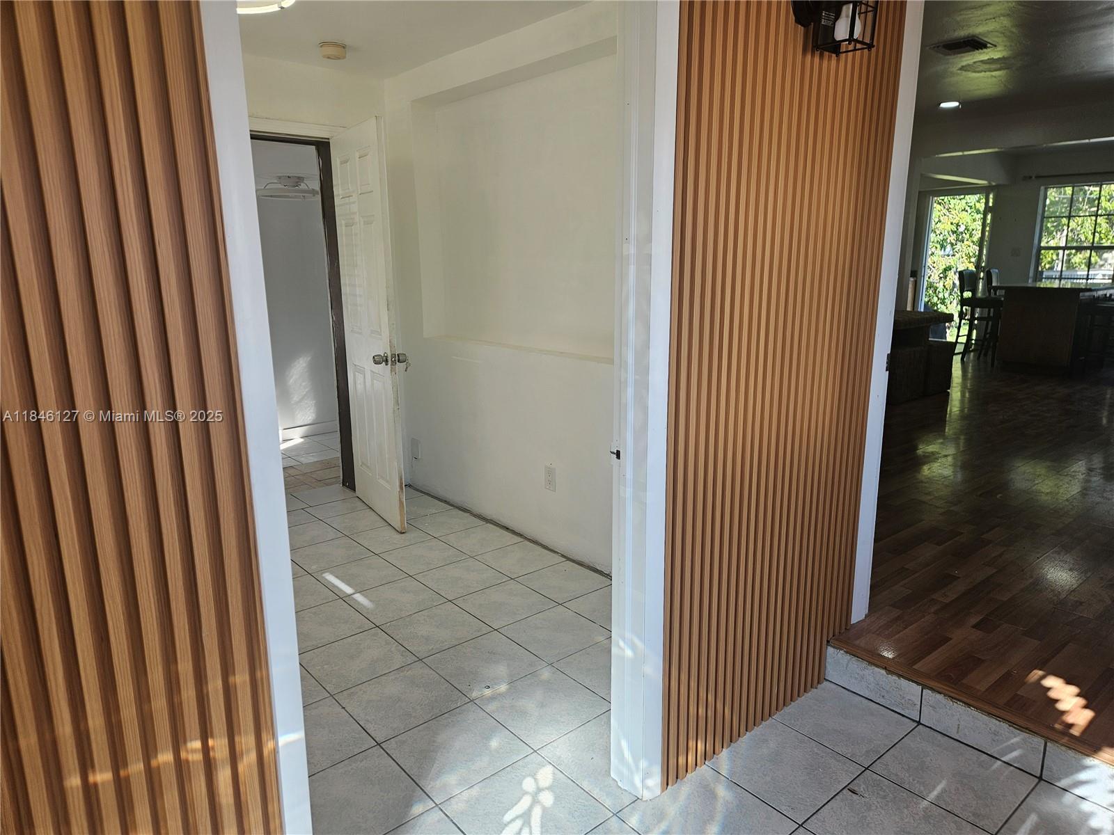 SOUTH HOLLYWOOD AMD PLAT - Residential Lease