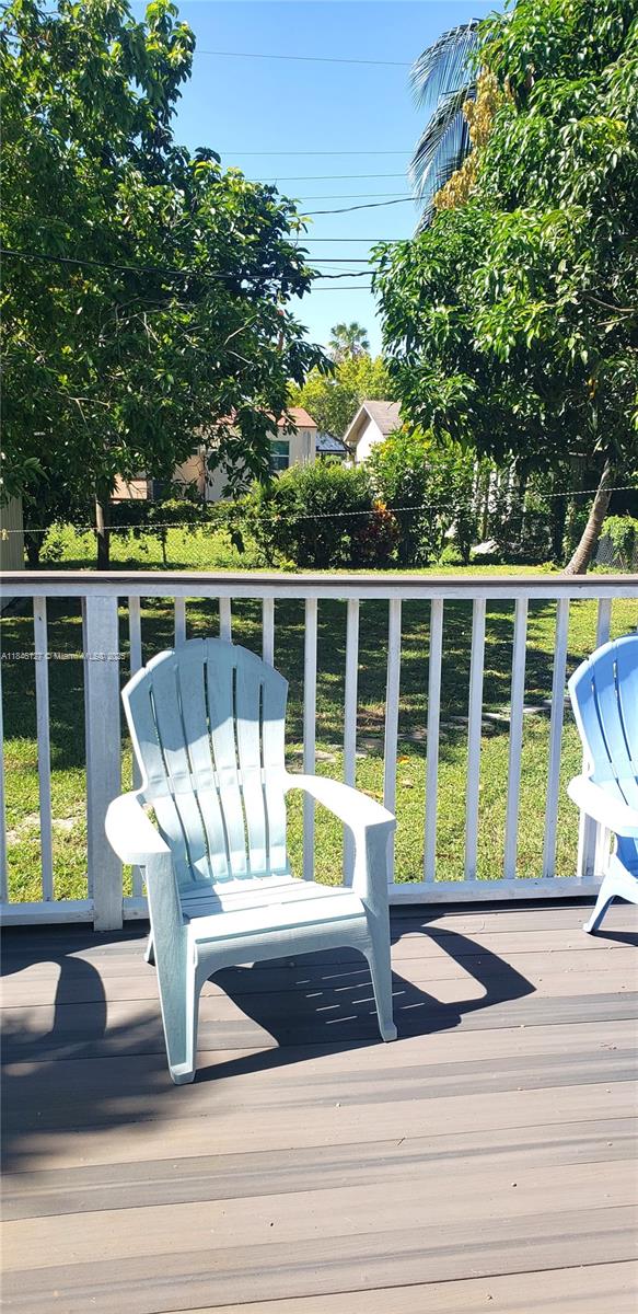 SOUTH HOLLYWOOD AMD PLAT - Residential Lease