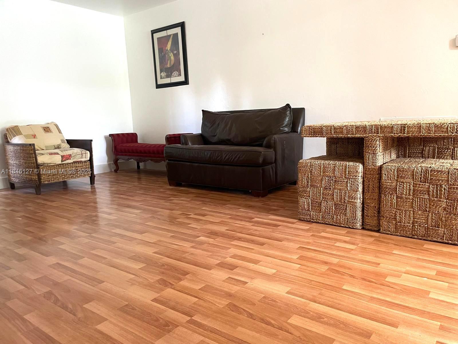 SOUTH HOLLYWOOD AMD PLAT - Residential Lease