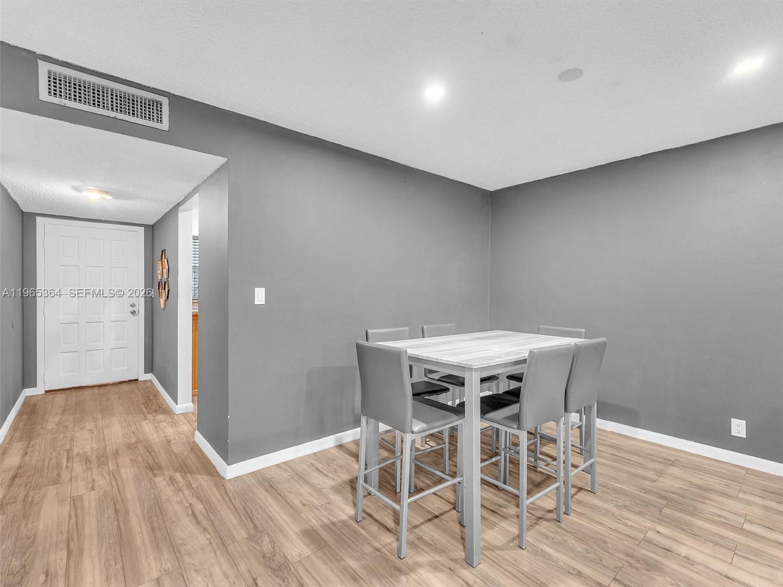 INVERRARY COUNTRY CLUB - Residential