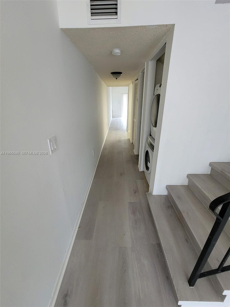 VANDERBILT PARK TOWNHOUSE - Residential Lease
