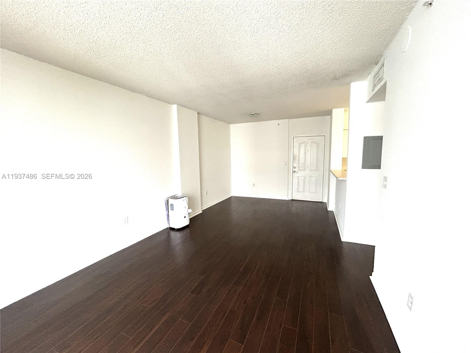 5091 NW 7th St PH-10