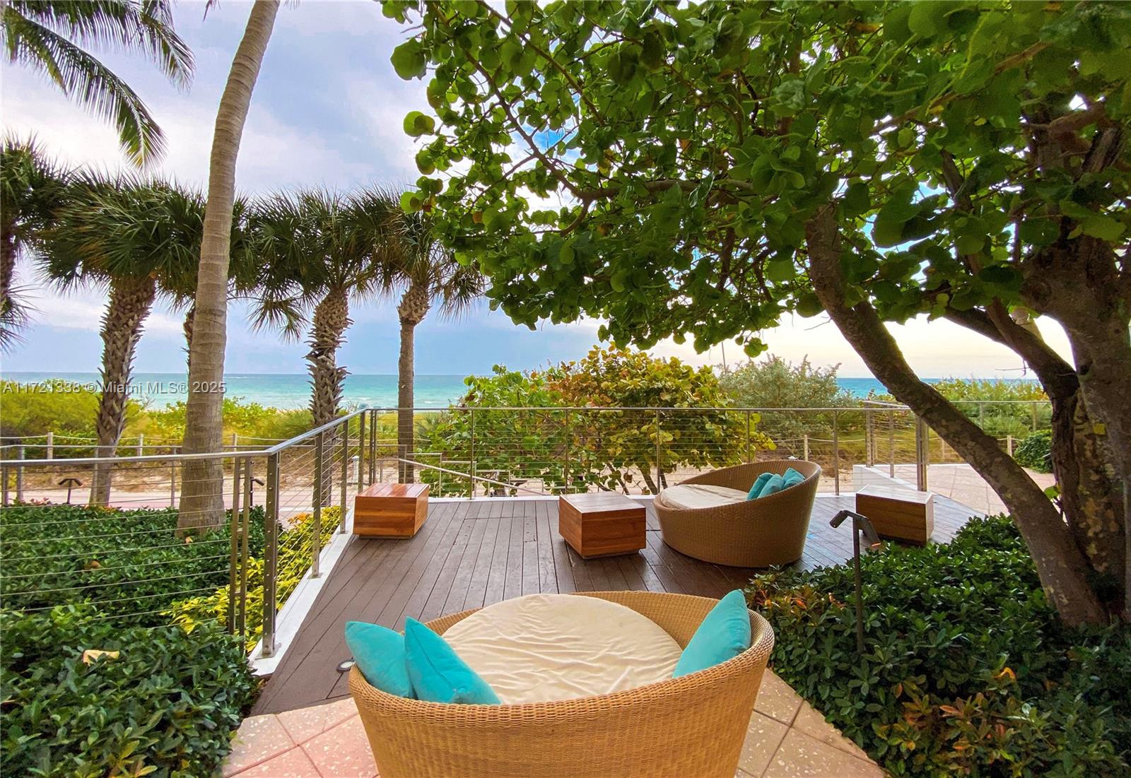 NORTH CARILLON BEACH COND - Residential