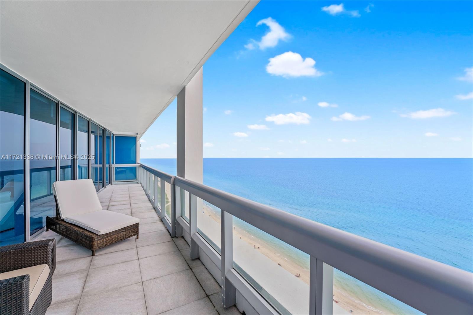 NORTH CARILLON BEACH COND - Residential