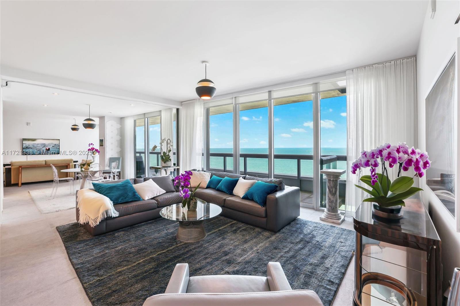 NORTH CARILLON BEACH COND - Residential