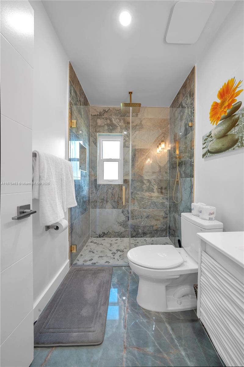 RICHARDS MIAMI SHORES - Residential Income