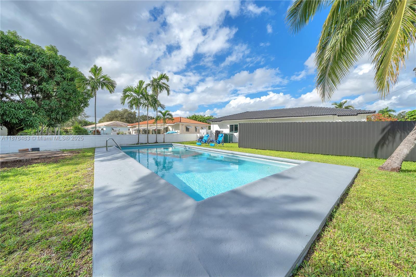 RICHARDS MIAMI SHORES - Residential Income