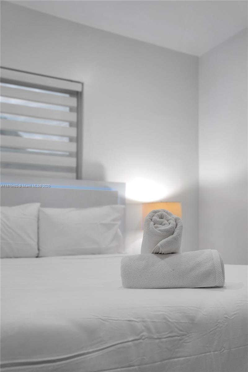 RICHARDS MIAMI SHORES - Residential Income