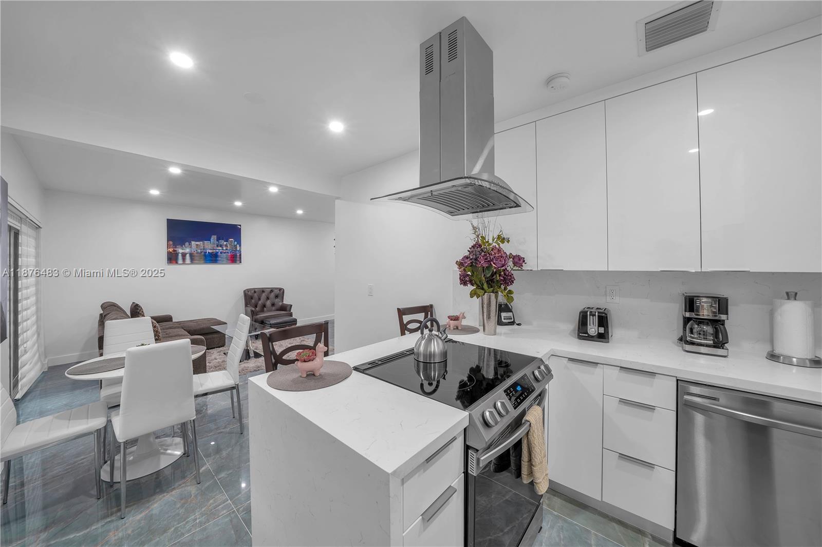 RICHARDS MIAMI SHORES - Residential Income