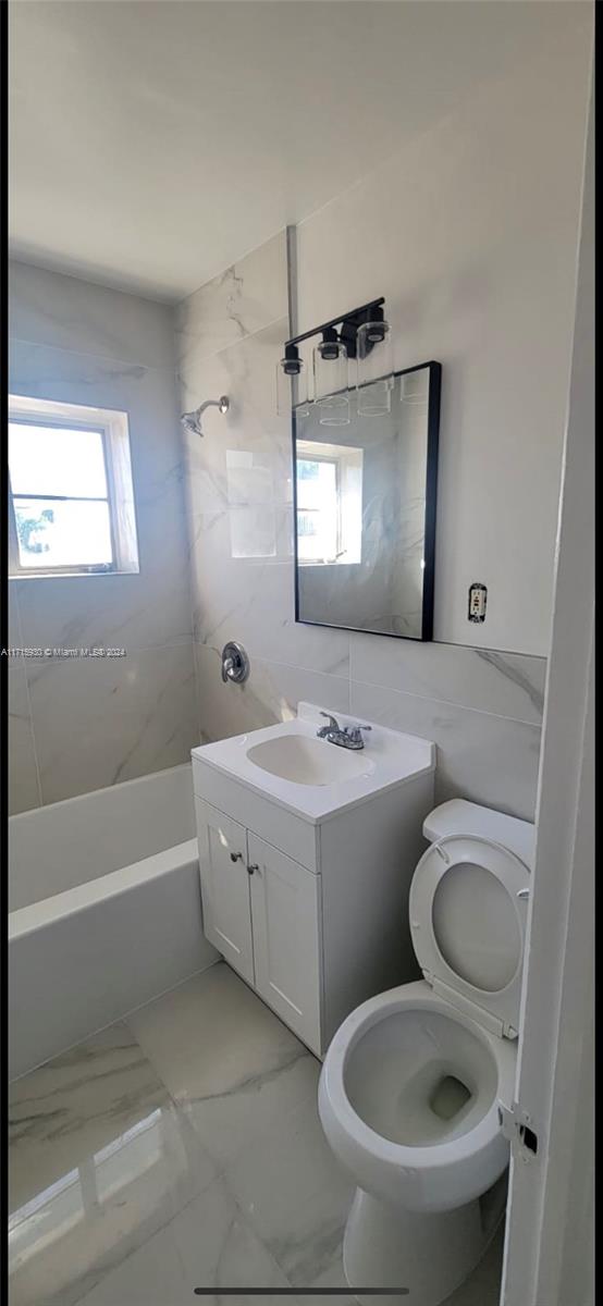 HORSESHOE CONDOMINIUM - Residential Lease