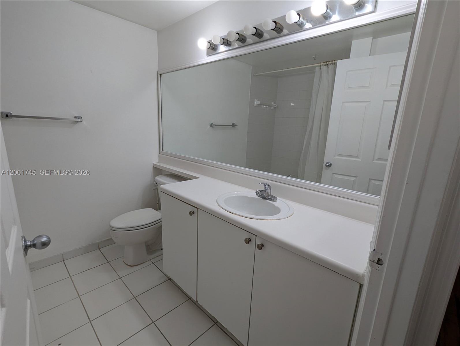 EL-AD RESIDENCES AT MIRAM - Residential Lease