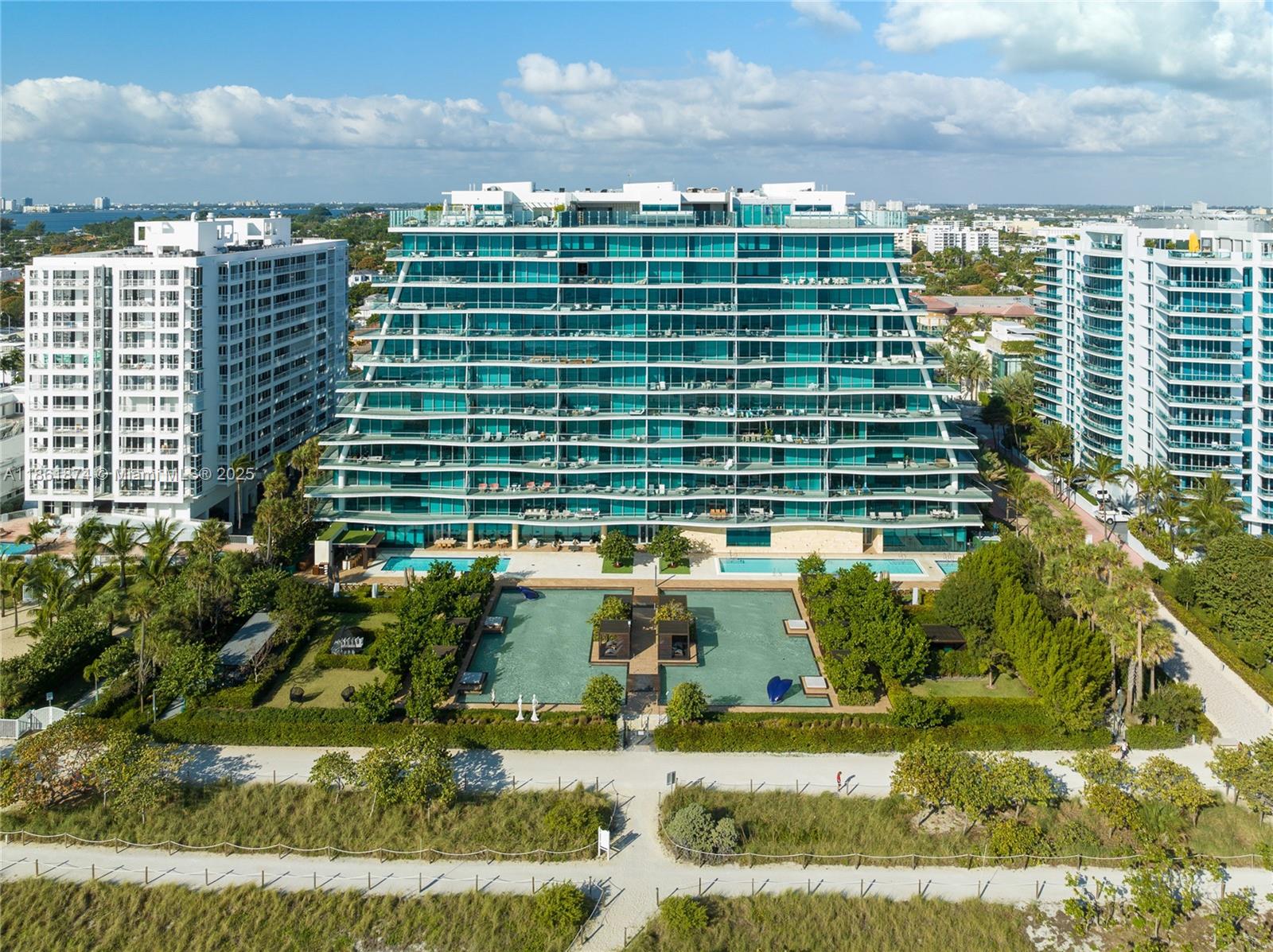 ALTOS DEL MAR NO. 5 - Residential