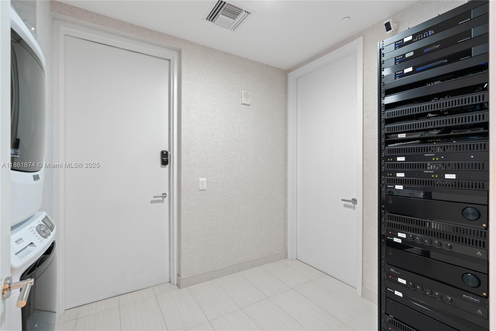 ALTOS DEL MAR NO. 5 - Residential