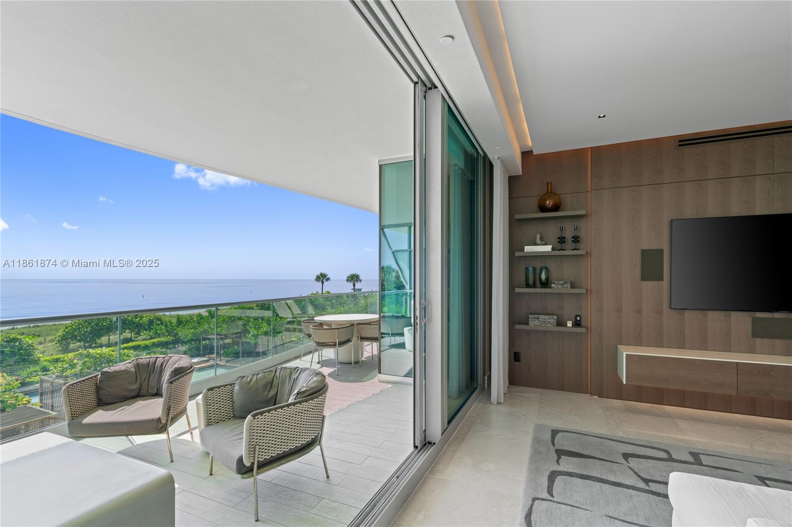 ALTOS DEL MAR NO. 5 - Residential