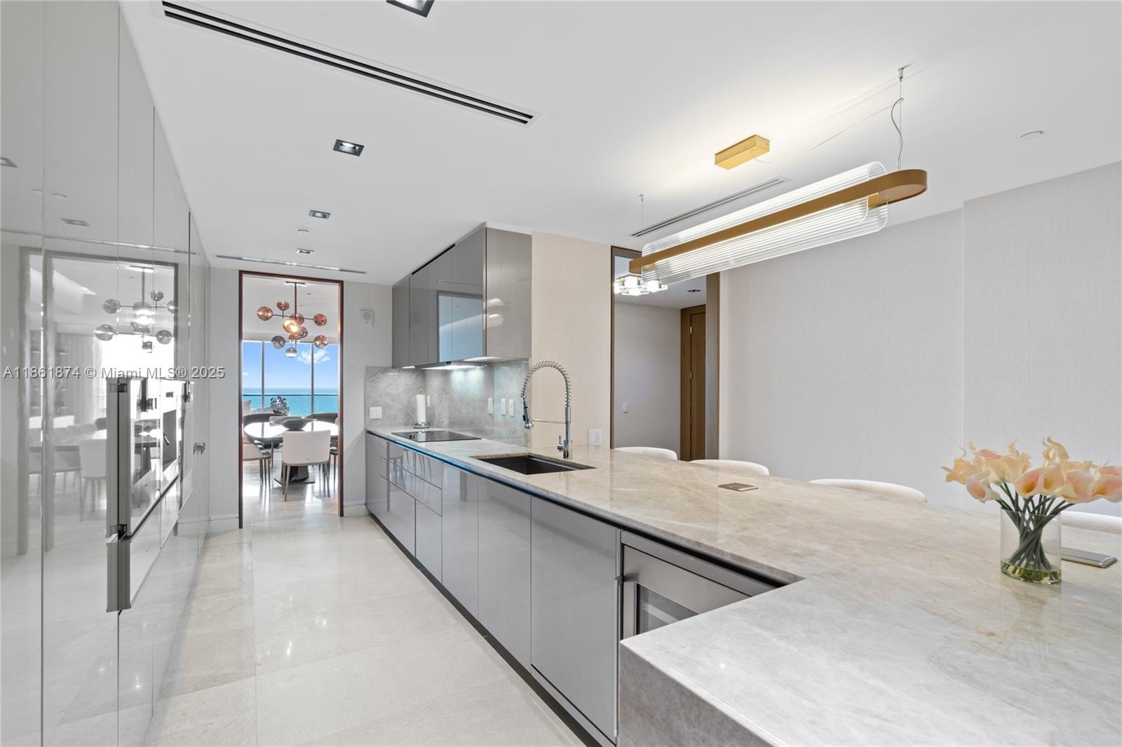 ALTOS DEL MAR NO. 5 - Residential