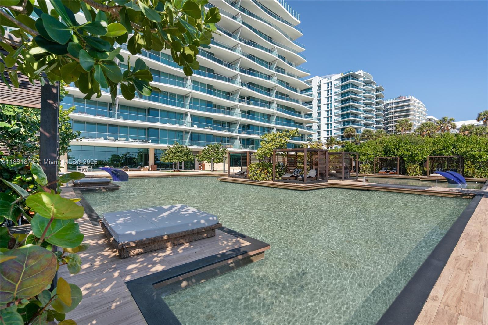 ALTOS DEL MAR NO. 5 - Residential