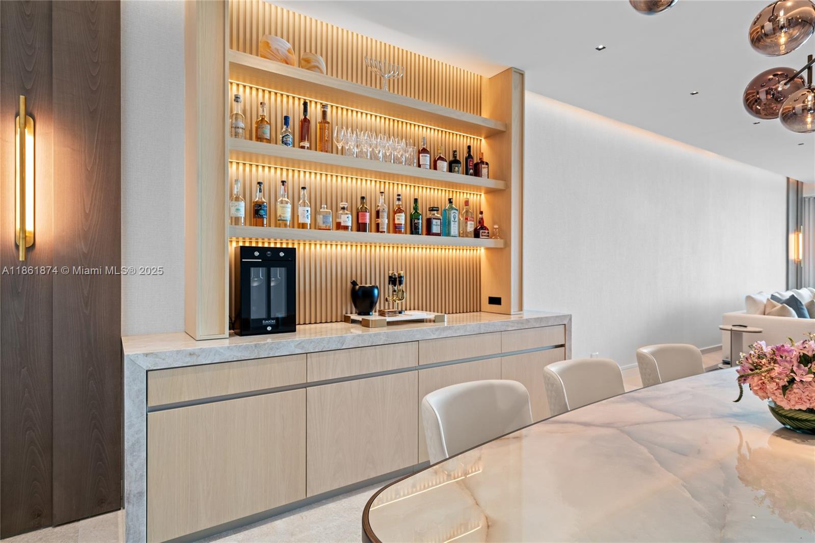 ALTOS DEL MAR NO. 5 - Residential