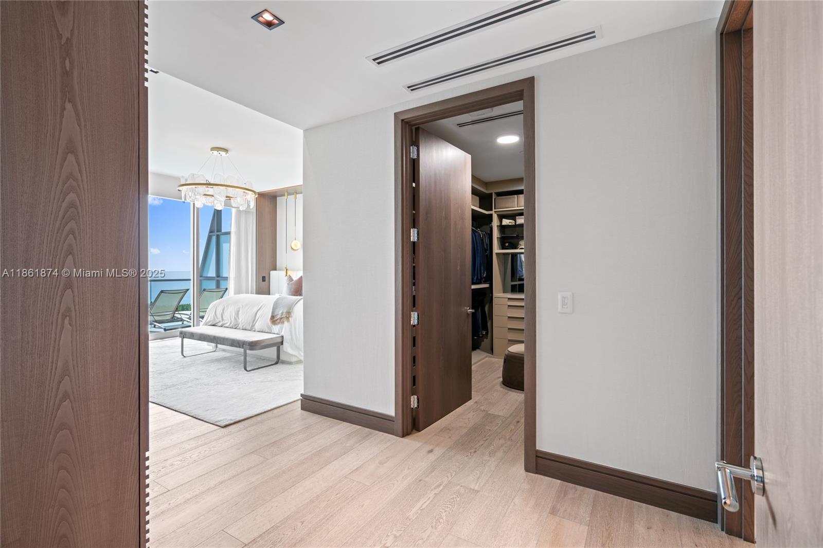 ALTOS DEL MAR NO. 5 - Residential