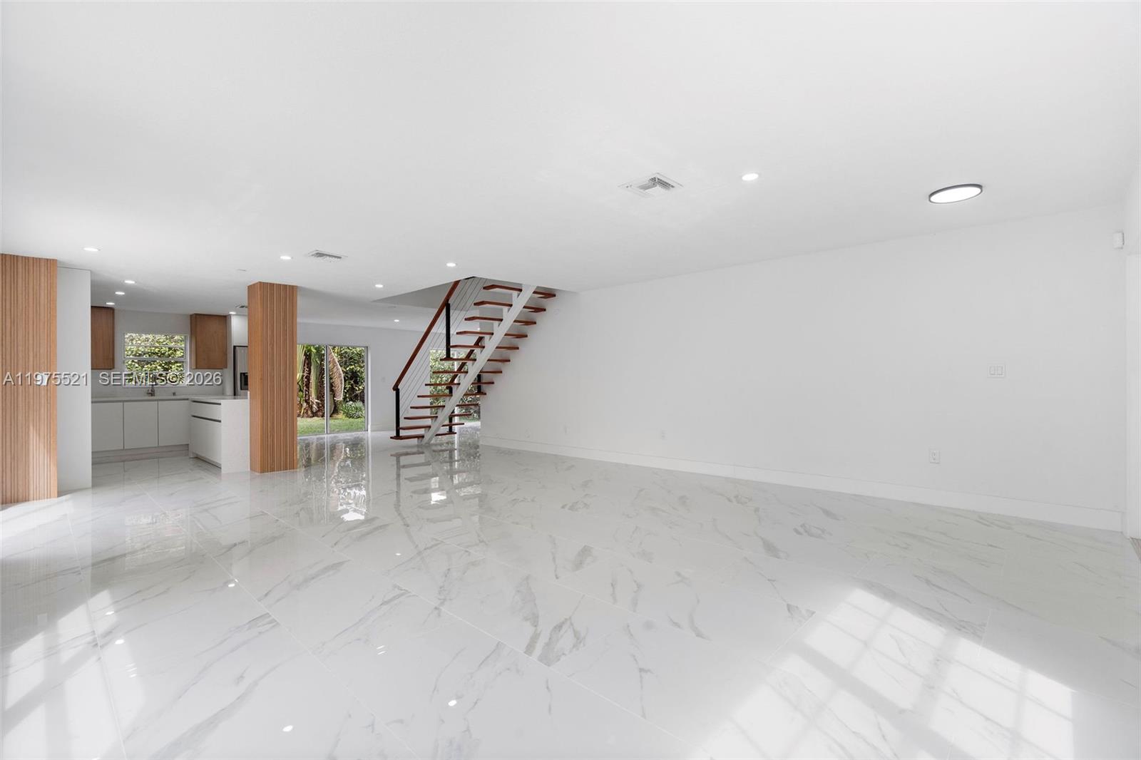 WEST ESPLANADE - Residential