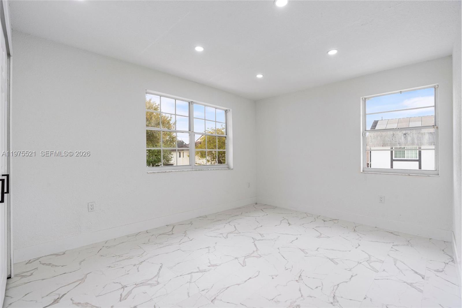 WEST ESPLANADE - Residential