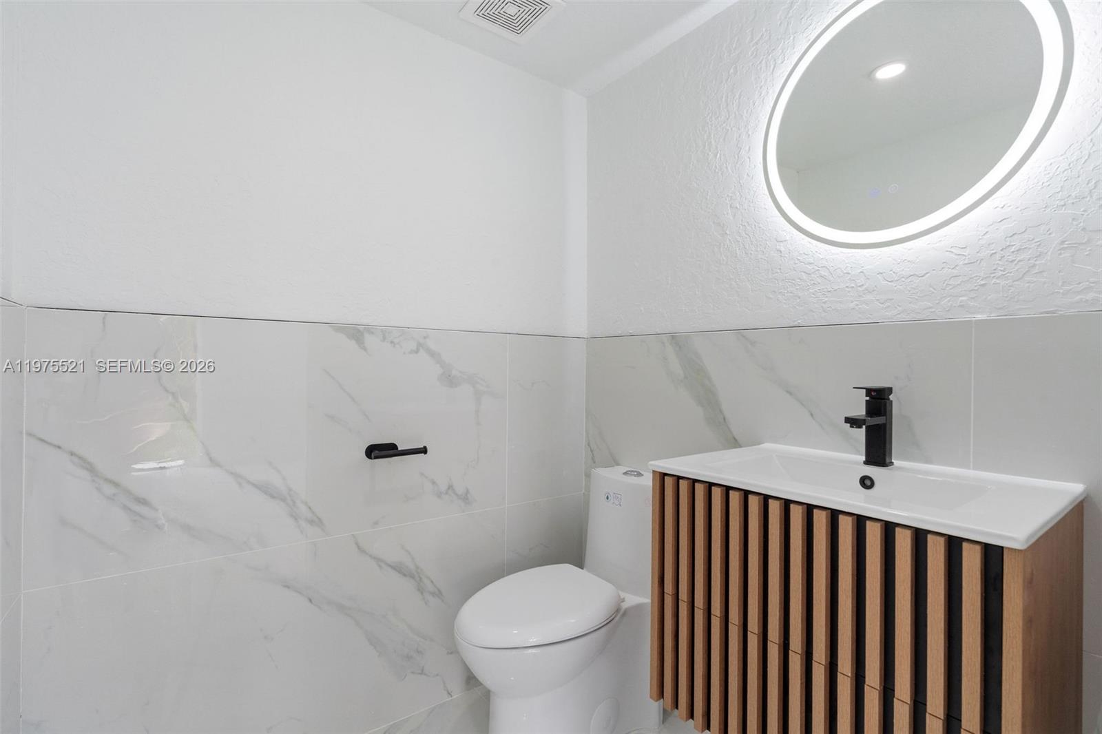 WEST ESPLANADE - Residential