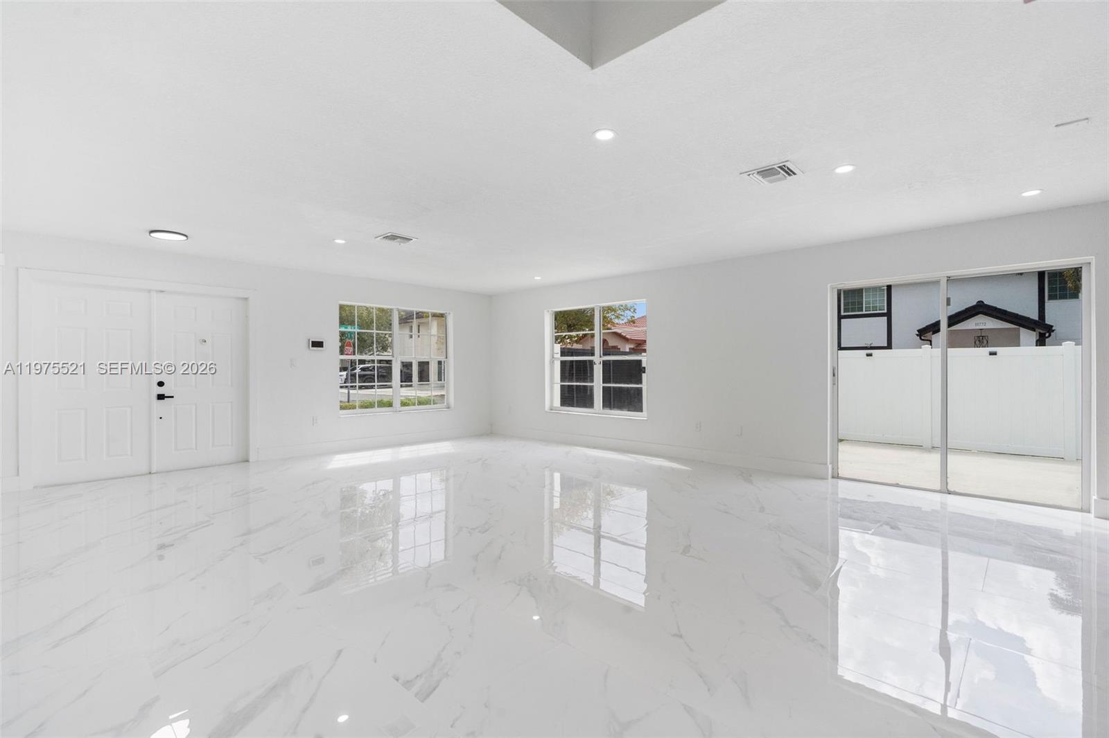 WEST ESPLANADE - Residential