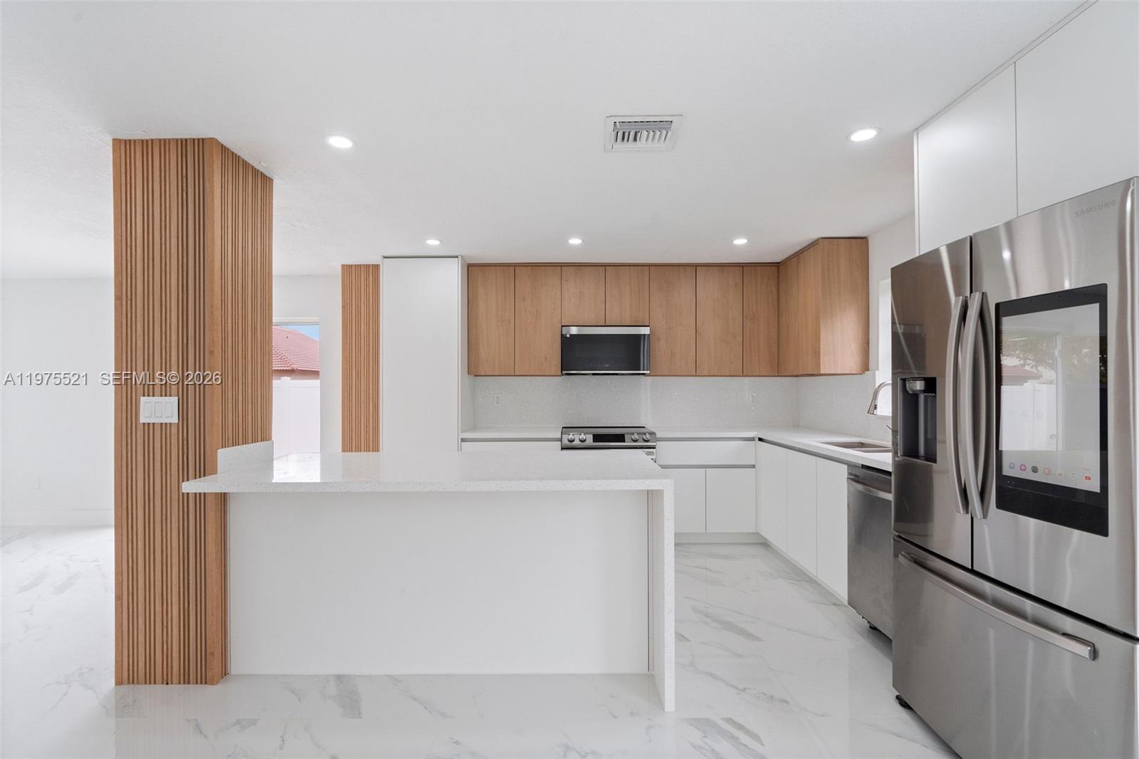 WEST ESPLANADE - Residential