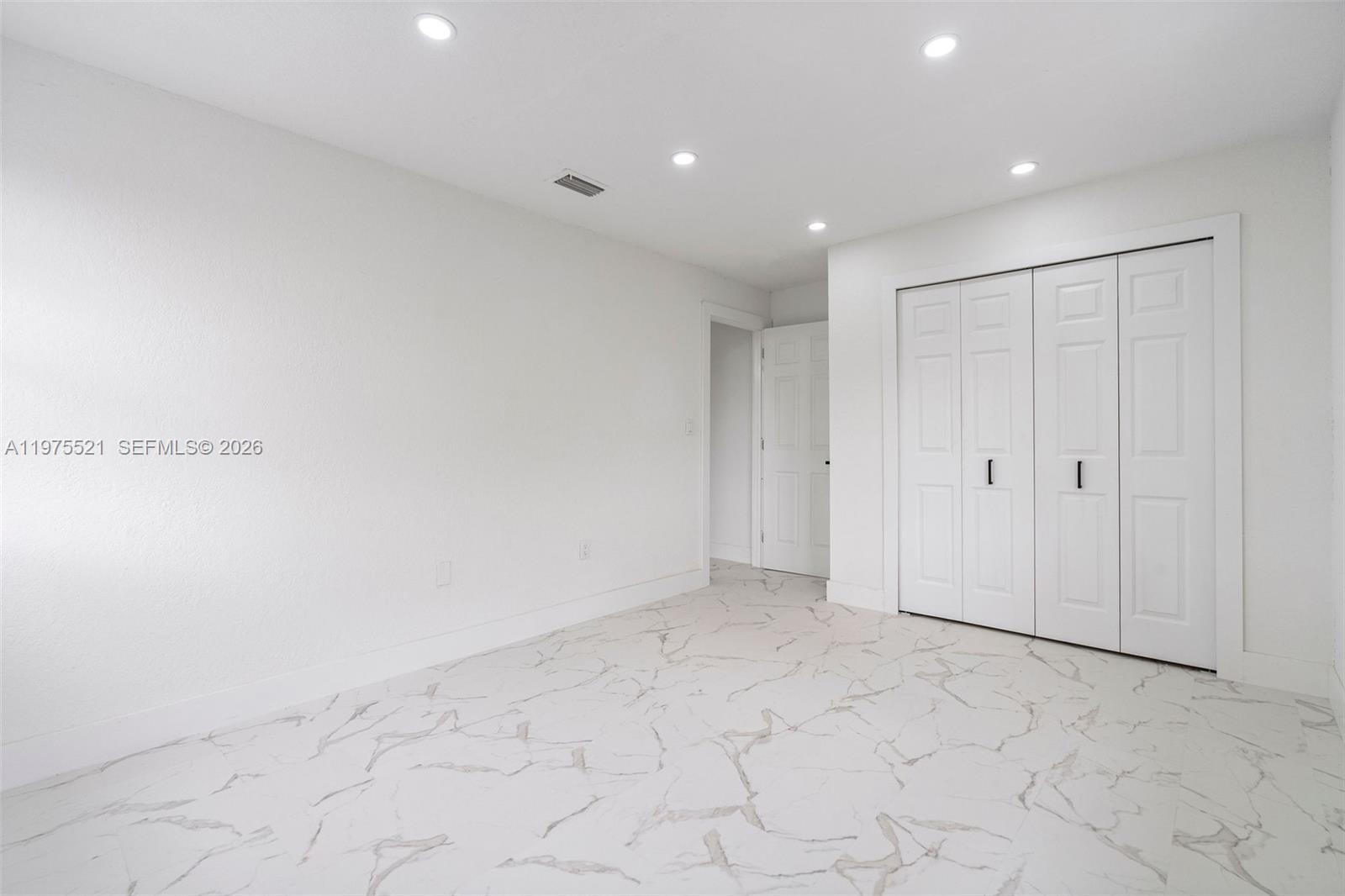 WEST ESPLANADE - Residential