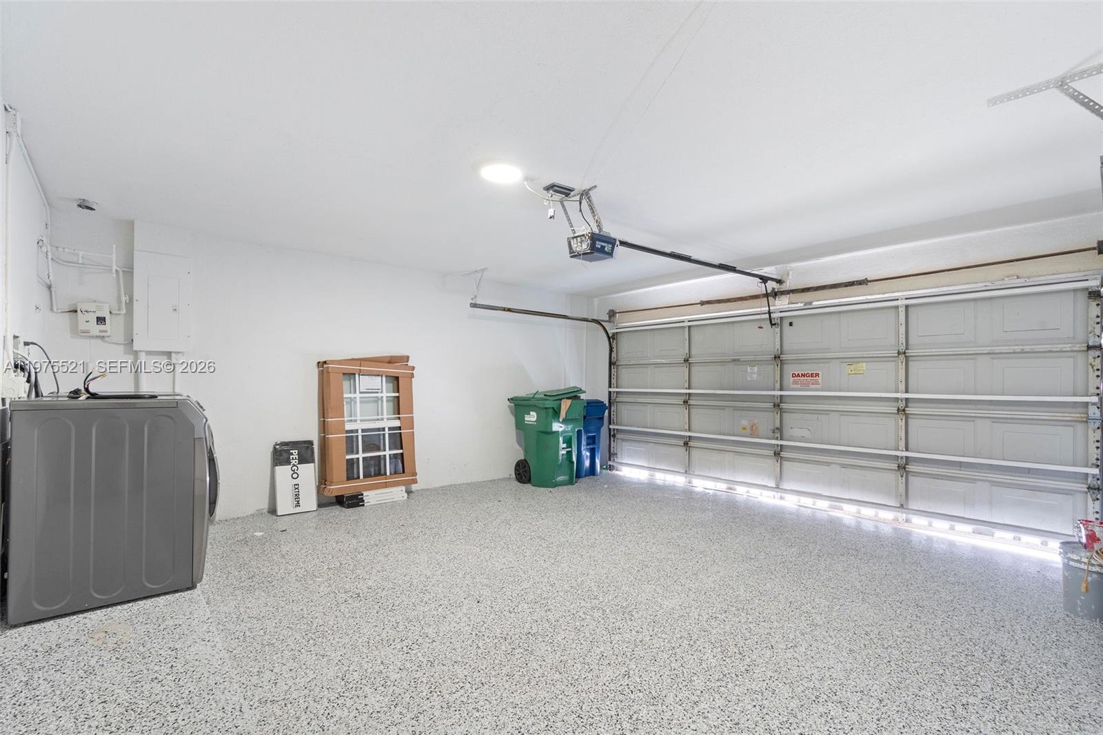 WEST ESPLANADE - Residential