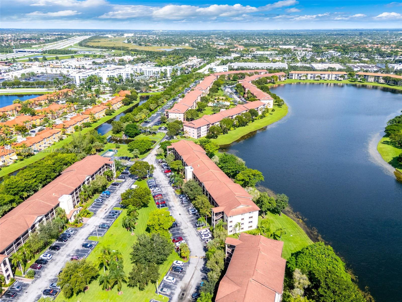 SUFFOLK AT CENTURY VILLAGE - Residential