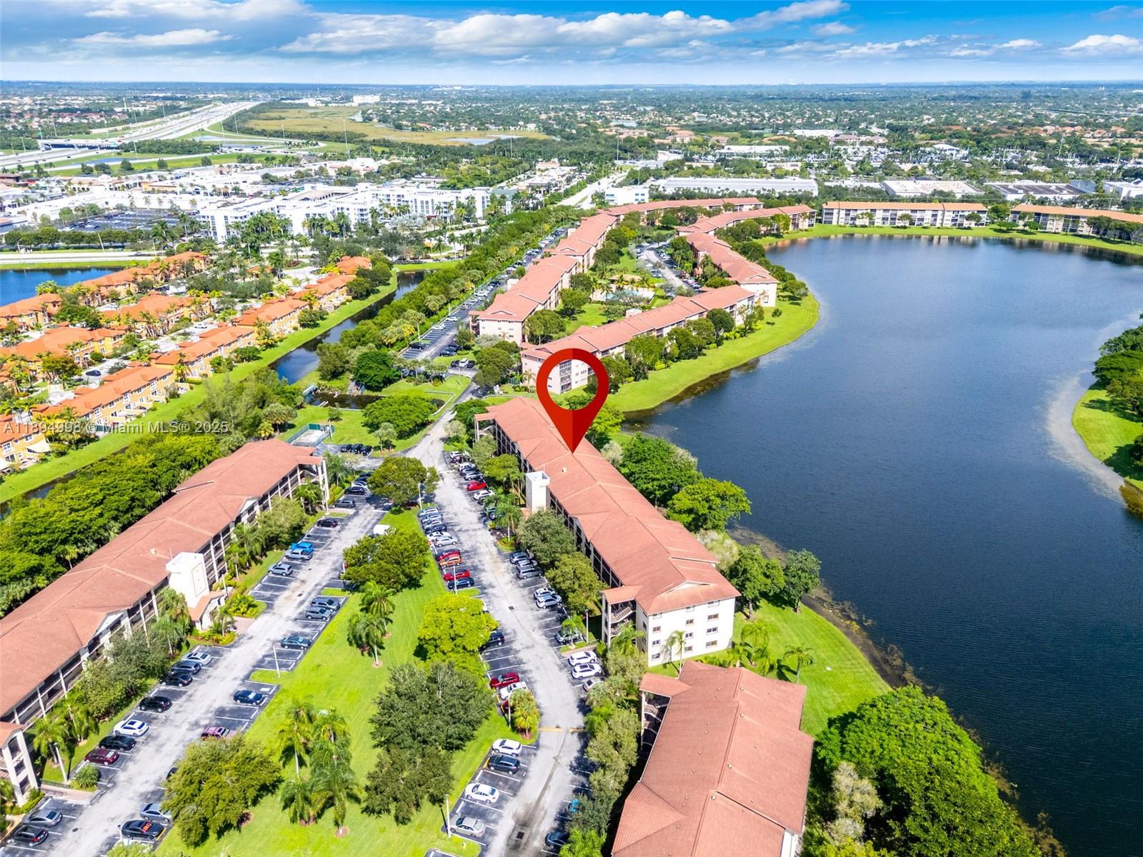 SUFFOLK AT CENTURY VILLAGE - Residential