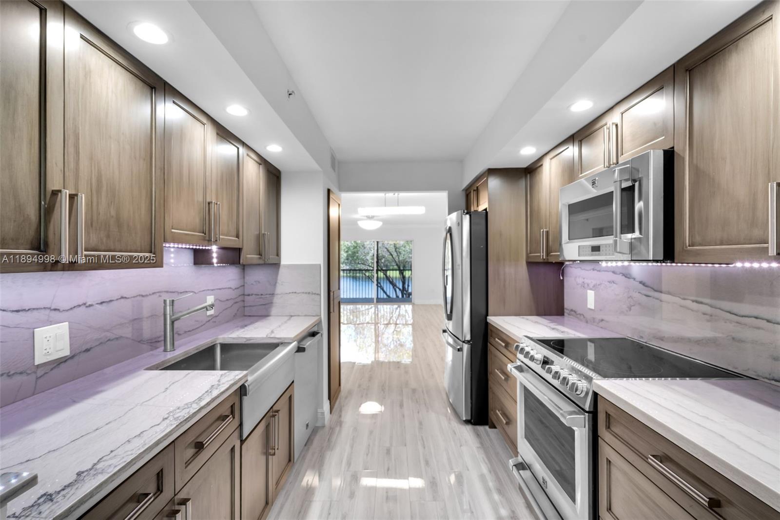 SUFFOLK AT CENTURY VILLAGE - Residential