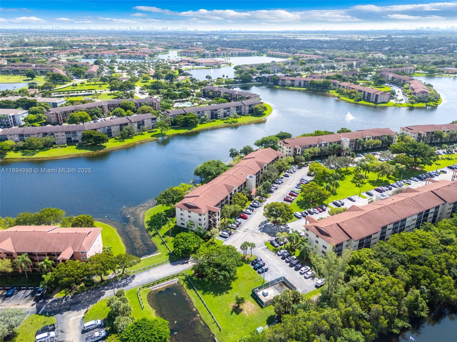 SUFFOLK AT CENTURY VILLAGE - Residential